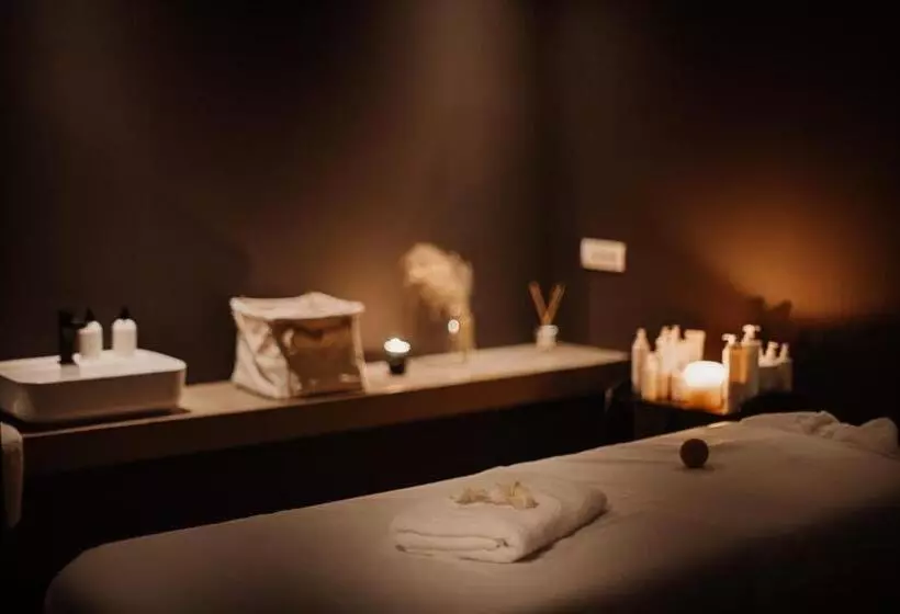 استراحتگاه Azur Retreat