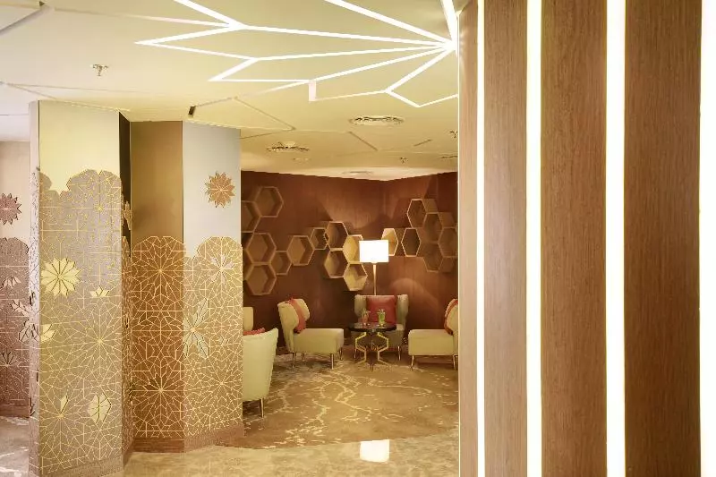 ホテル Crowne Plaza Dhaka Gulshan