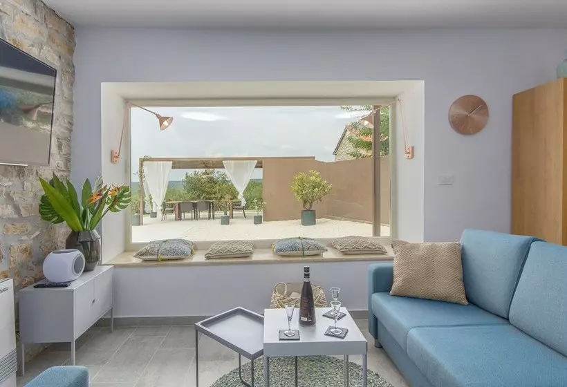 Beautiful Stone Villa With Swimming Pool In Idyllic And Peaceful Surroundings