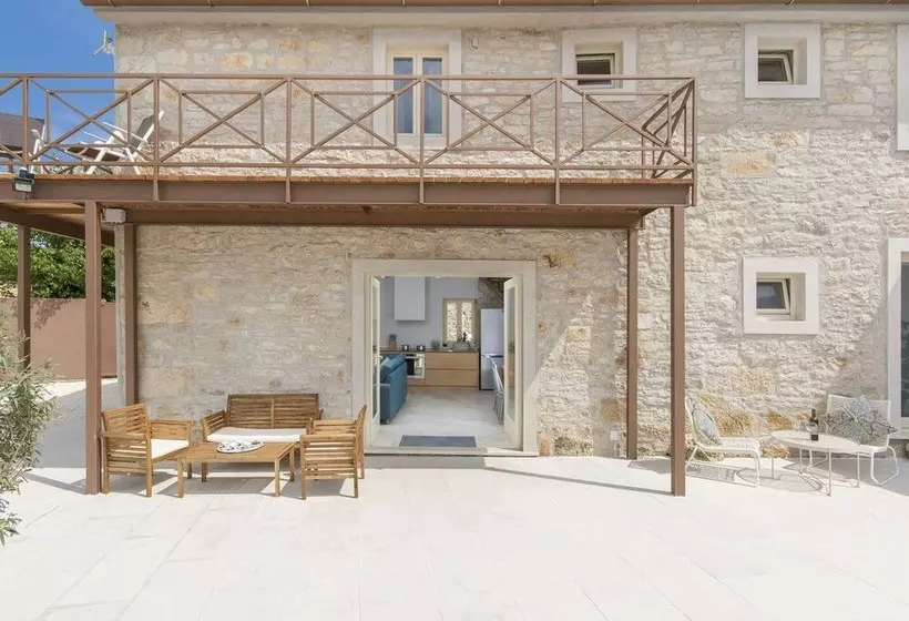 Beautiful Stone Villa With Swimming Pool In Idyllic And Peaceful Surroundings