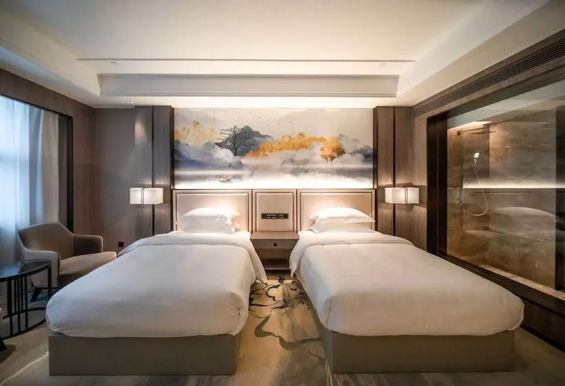 ホテル Ramada Plaza By Wyndham Hezhou North