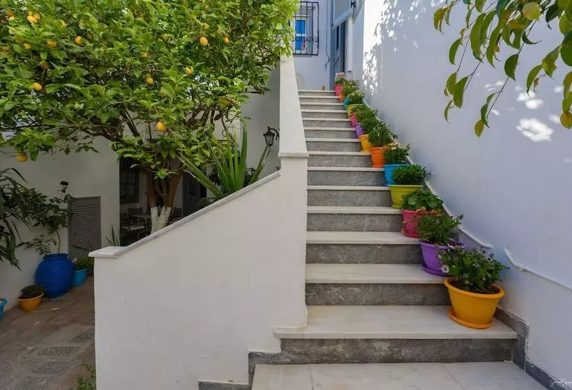 Orloff Legacy Suites Hydra