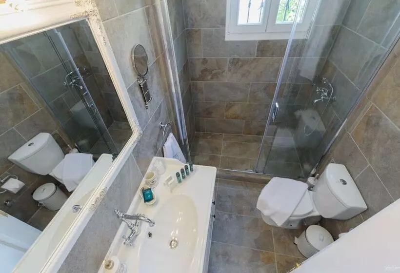 Orloff Legacy Suites Hydra