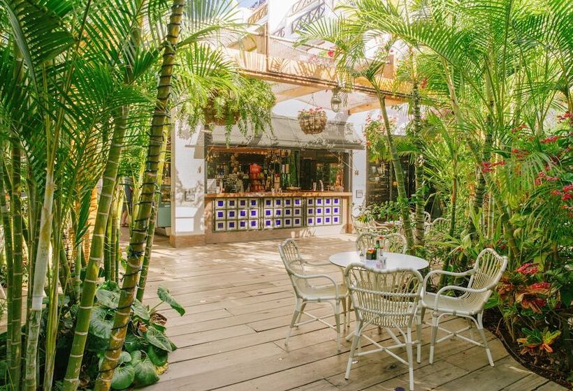 Parque Santiago Iii Official