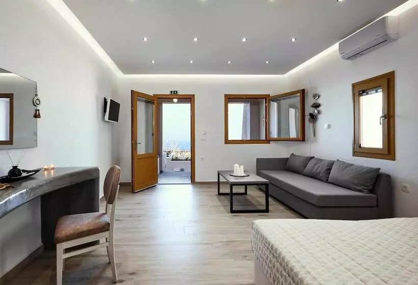 Majatalo Alyvia Suites