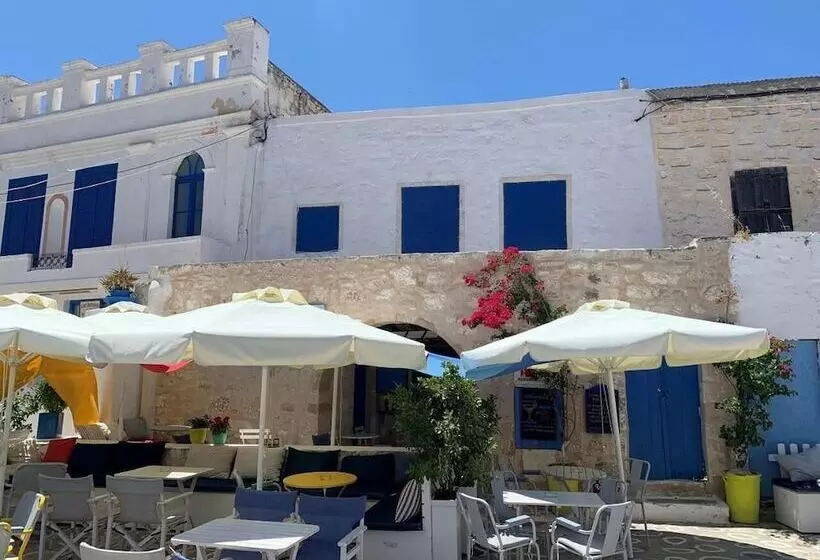 پانسیون Kambos House