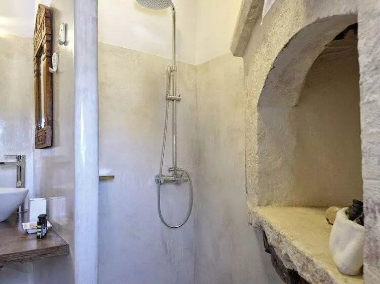 پانسیون Kambos House