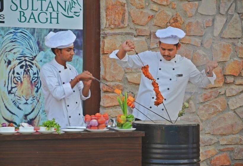 אתר נופש Sultan Bagh Jungle Camp Phulwani