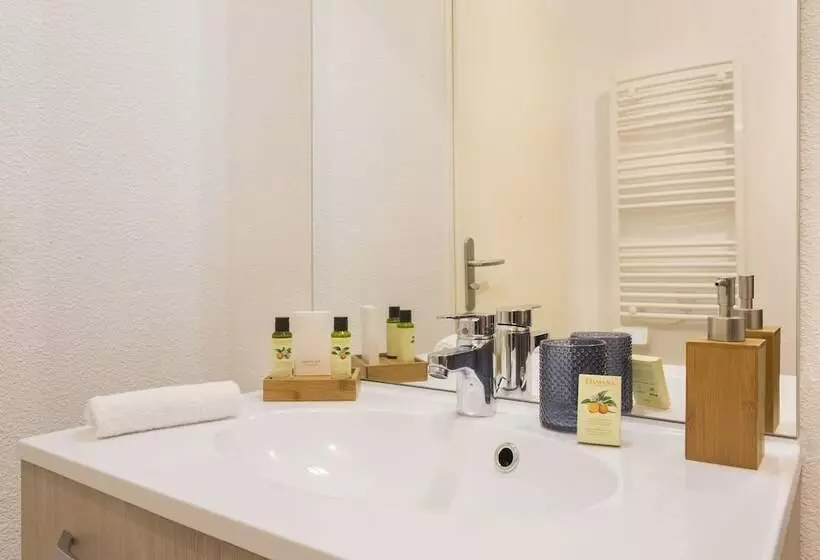 Zenao Appart Hôtels Villeneuve Lès Avignon