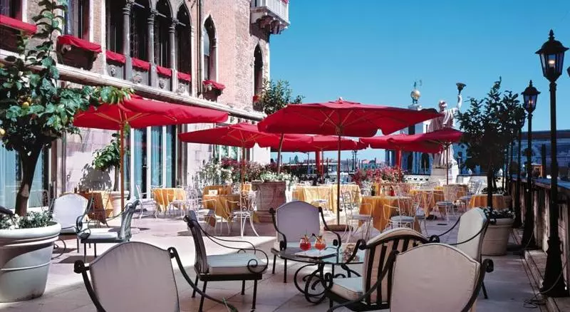 هتل Bauer Palazzo