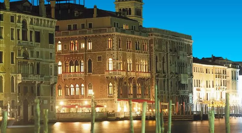 هتل Bauer Palazzo