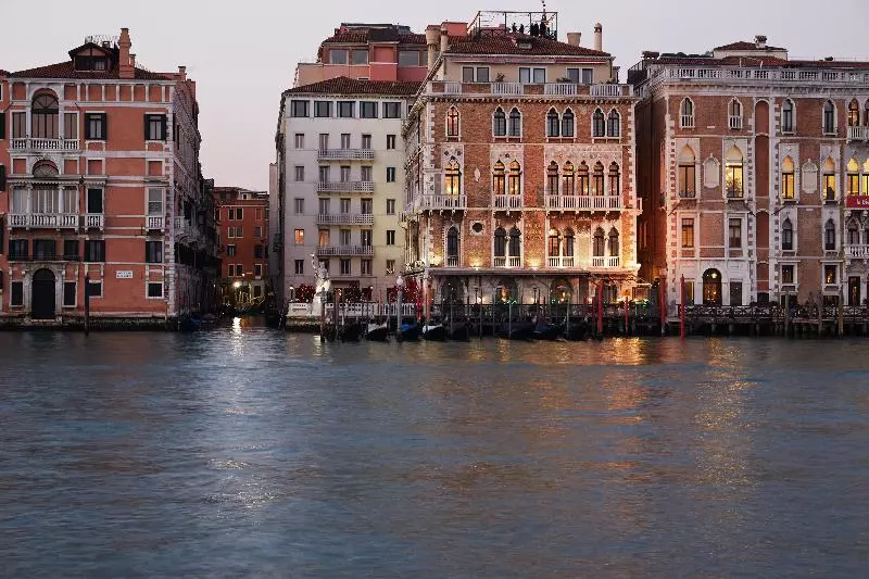 هتل Bauer Palazzo