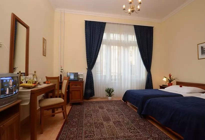ホテル Budapest City Central