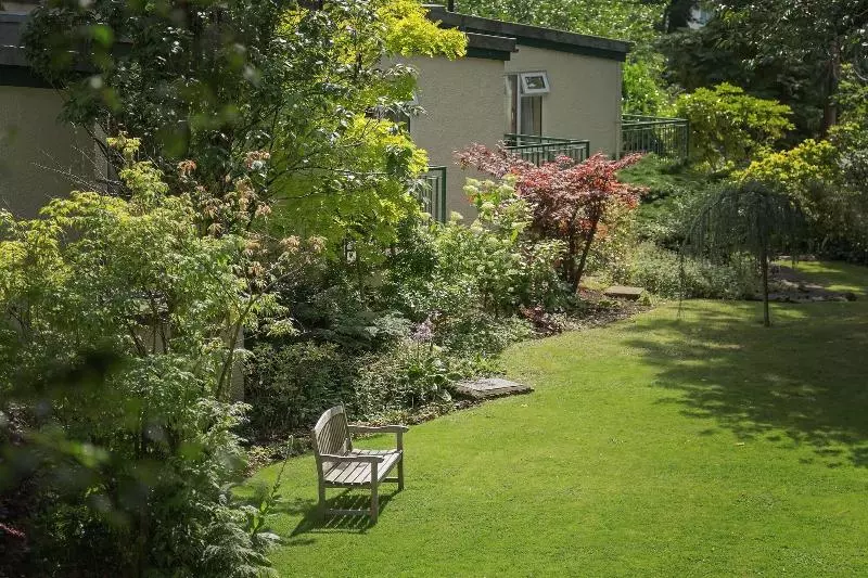 Burn How Garden Hotel   Bowness On Windermere