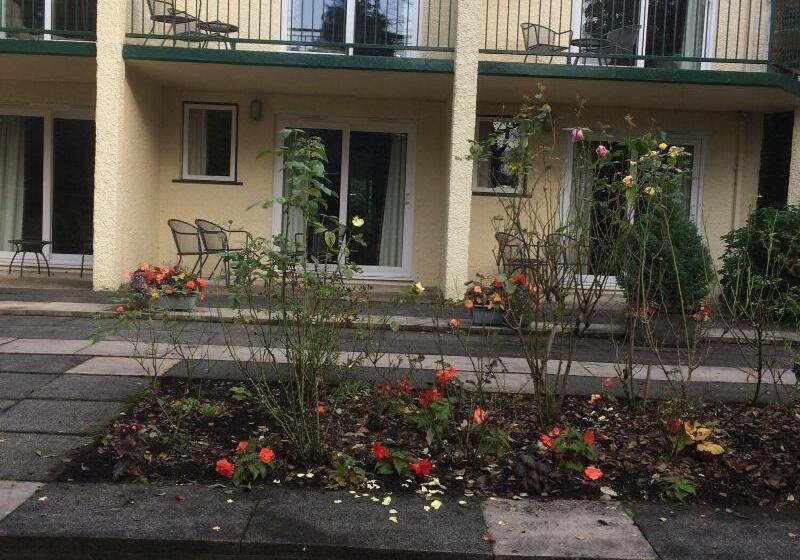 Burn How Garden Hotel Bowness On Windermere