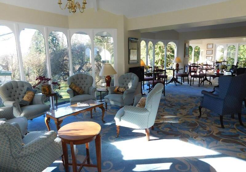 Burn How Garden Hotel Bowness On Windermere