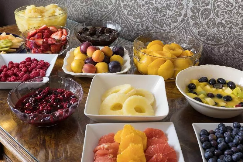 Burn How Garden Hotel   Bowness On Windermere