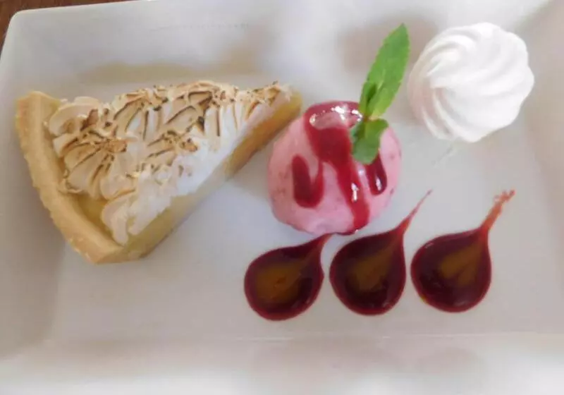 Burn How Garden Hotel   Bowness On Windermere