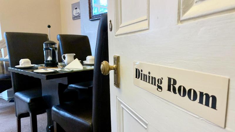 فندق The Crescent Guest House