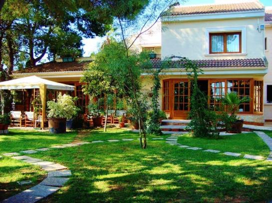 هتل Cruz De Gracia