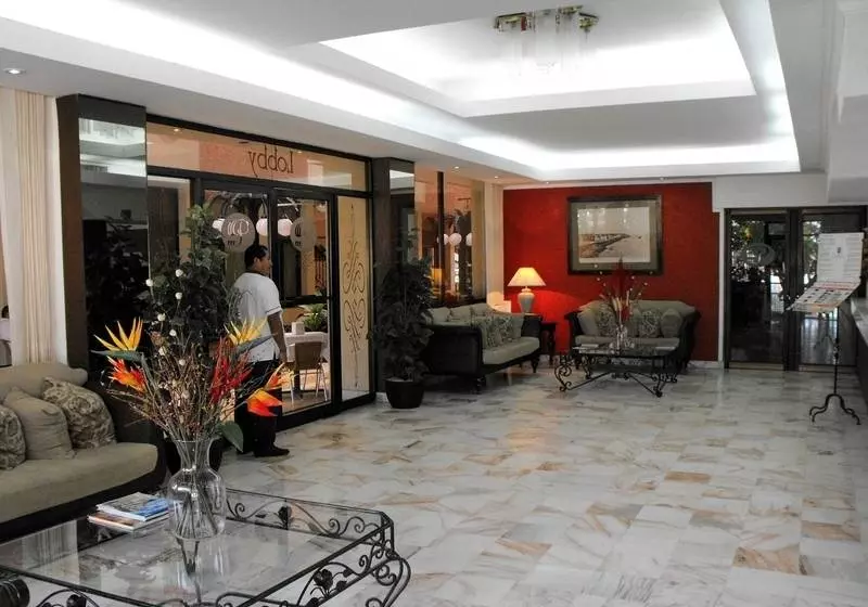 هتل Del Paseo Campeche