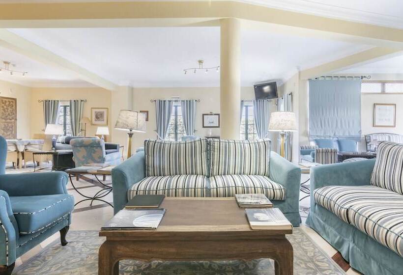 Отель Dom Vasco