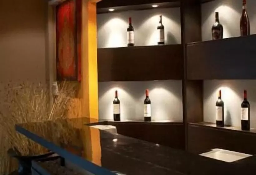 هتل Grand Pinnacle