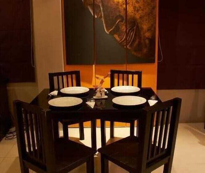 هتل Grand Pinnacle