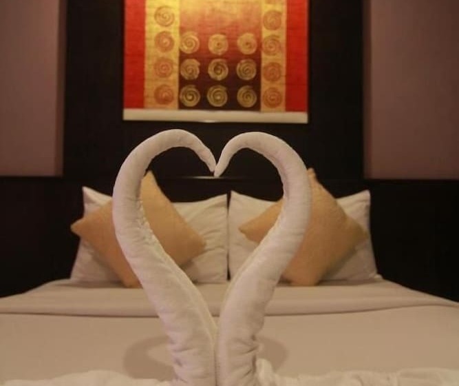 هتل Grand Pinnacle