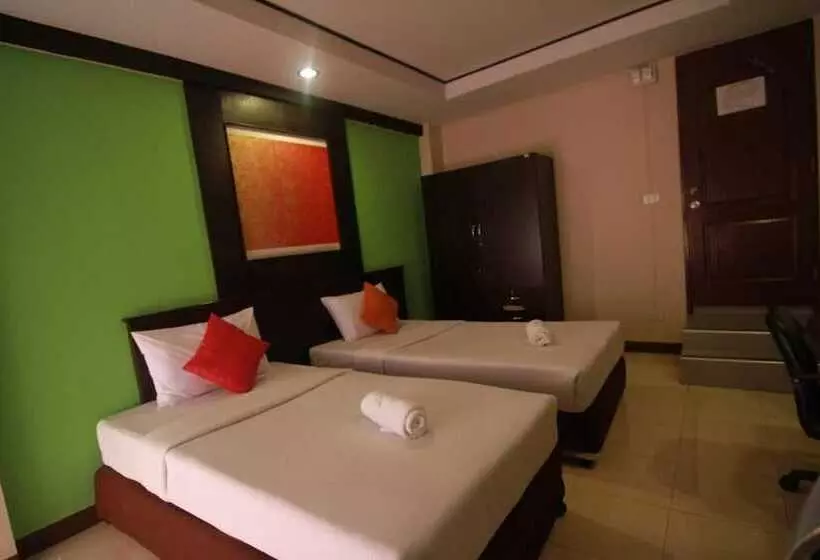 هتل Grand Pinnacle