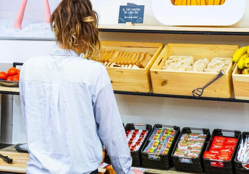 酒店 Ibis Budget Girona Costa Brava