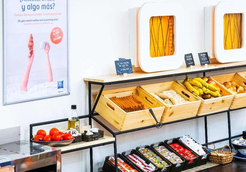 酒店 Ibis Budget Girona Costa Brava