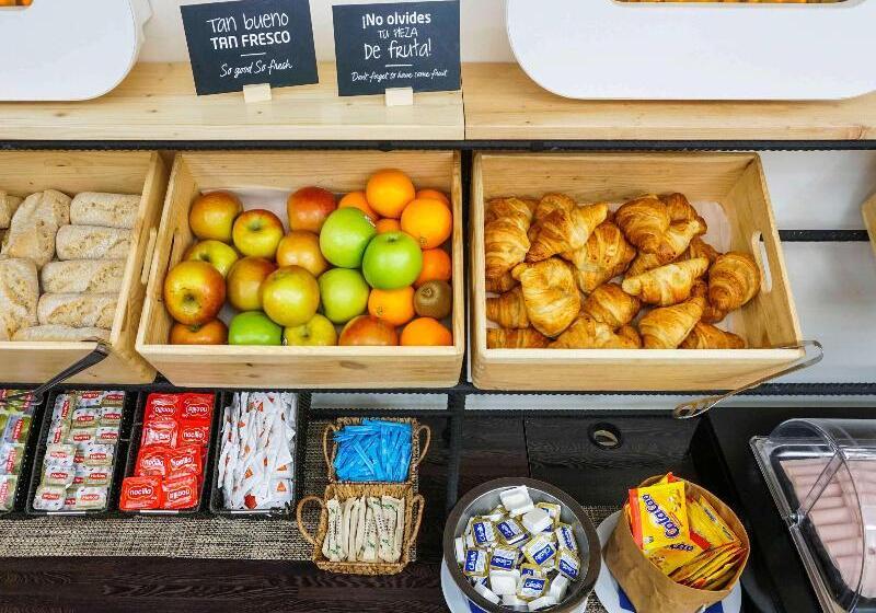 酒店 Ibis Budget Girona Costa Brava