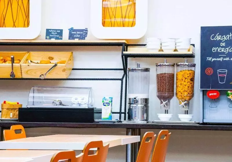 فندق Ibis Budget Girona Costa Brava