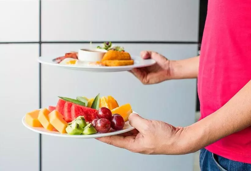 هتل Ibis Mall Avenue Dubai