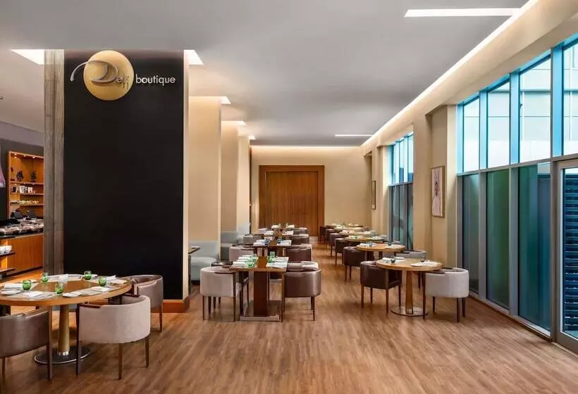 هتل Ibis Mall Avenue Dubai