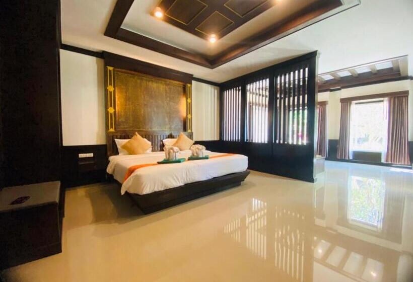 호텔 Beach Bungalow At Lanta Resort