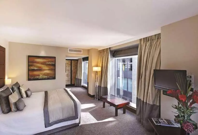 Hotel Leonardo Royal London St Paul’s