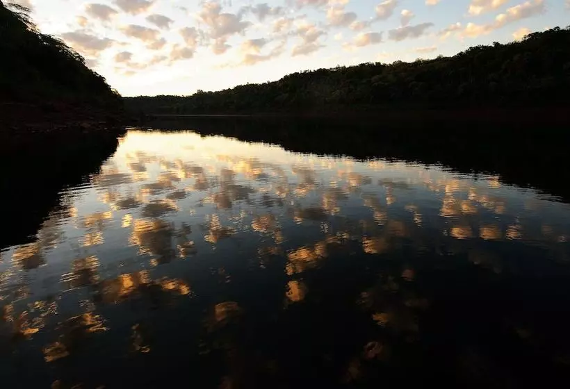 Отель Loi Suites Iguazu