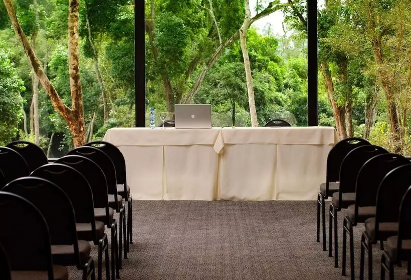 Отель Loi Suites Iguazu
