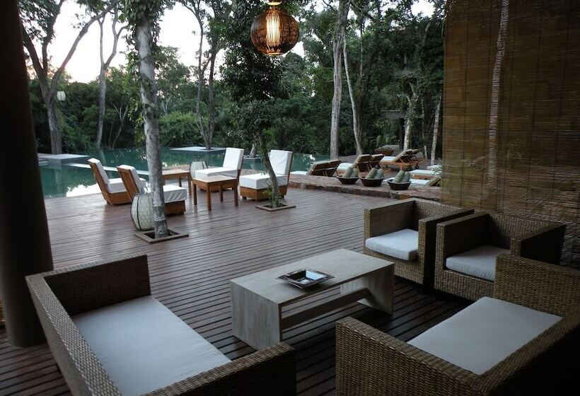 Отель Loi Suites Iguazu
