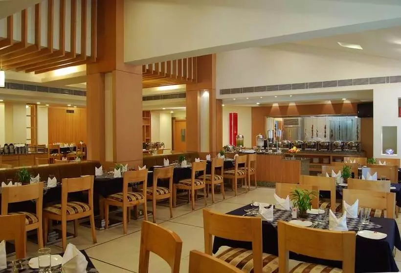 호텔 Lords Plazaankleshwar