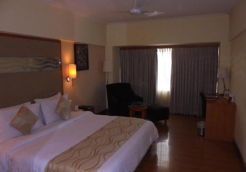 Hotel Lords Plazaankleshwar