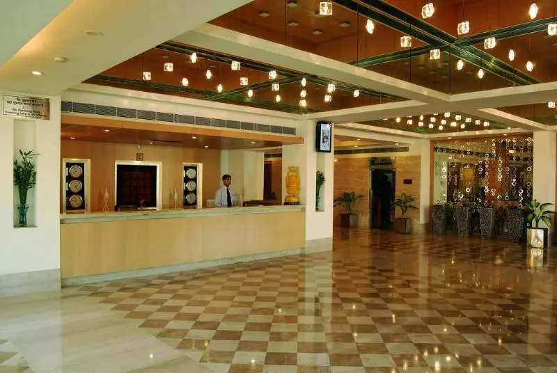 호텔 Lords Plazaankleshwar