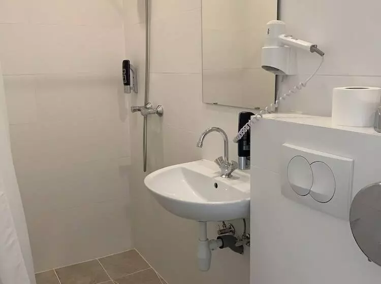 בית מלון כפרי Orange Tulip