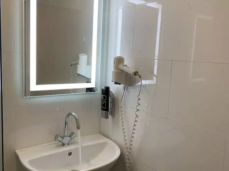 בית מלון כפרי Orange Tulip