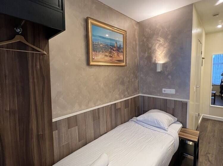 ホテル Orange Tulip