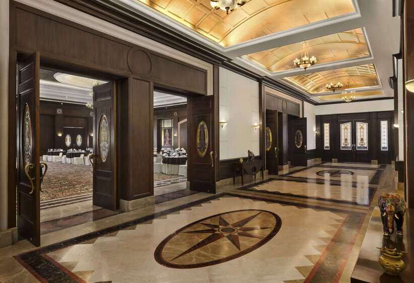 فندق Ramada Plaza By Wyndham Jhv Varanasi