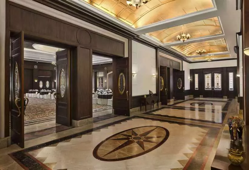 ホテル Ramada Plaza By Wyndham Jhv Varanasi