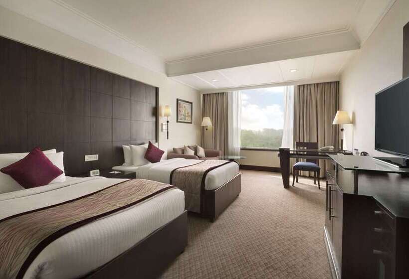 فندق Ramada Plaza By Wyndham Jhv Varanasi